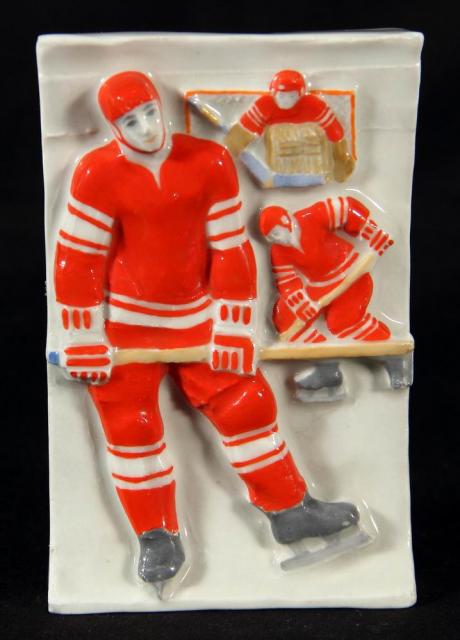 Шестопалов В.А. Плакетка «Хоккей». 1973